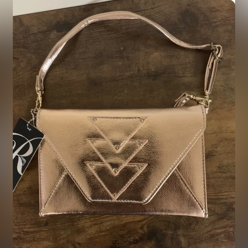 RAMPAGE REVERSIBLE ELEGANT CLUTCH BAG IN GOLD COLOR